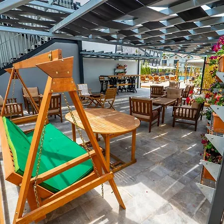 切什梅科萨酒店 酒店