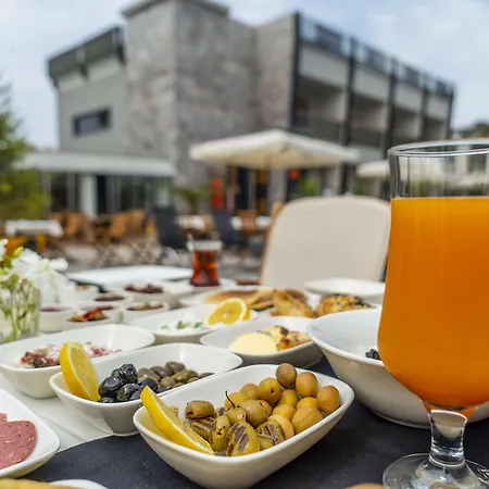 Kosa Otel 3*